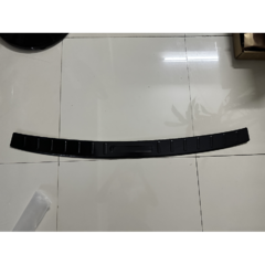 Накладка заднего бампера из нержавеющей стали (серебро) ZEEKR 001 дубликат фото 2